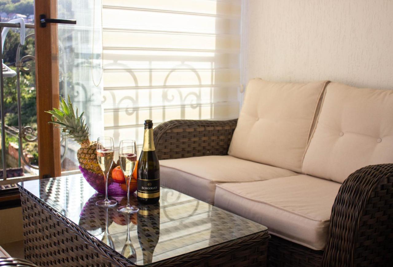 Live By The Sea, Bijela Apartment Rake Bagian luar foto