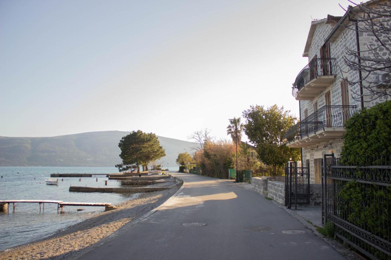 Live By The Sea, Bijela Apartment Rake Bagian luar foto